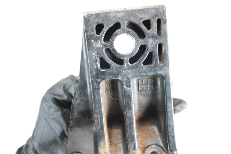 1999-2001 WaveRunner XL GP1200R Yamaha OEM Rear Upper Motor Mount Bracket