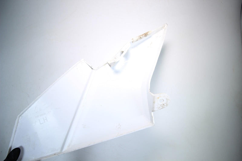 2017-2021 Yamaha OEM LH Left Knee Pad White Freshwater WaveRunner EX Deluxe