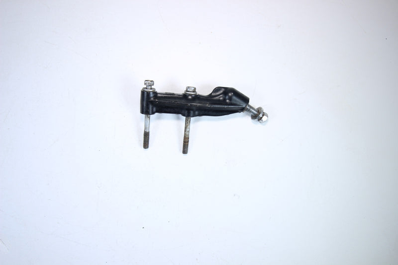 Yamaha 2000-2001 XL800 Engine Motor Mount Bracket Bed Plate Cradle