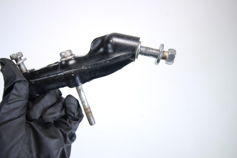 Yamaha 2000-2001 XL800 Engine Motor Mount Bracket Bed Plate Cradle