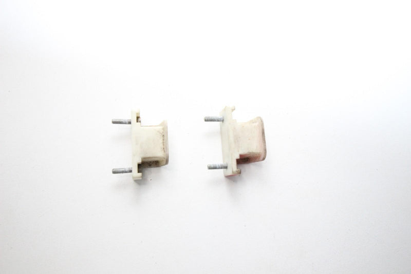 04 YAMAHA XLT 800 SEAT STAY BRACKET CLIP F0V-U378C-00-00