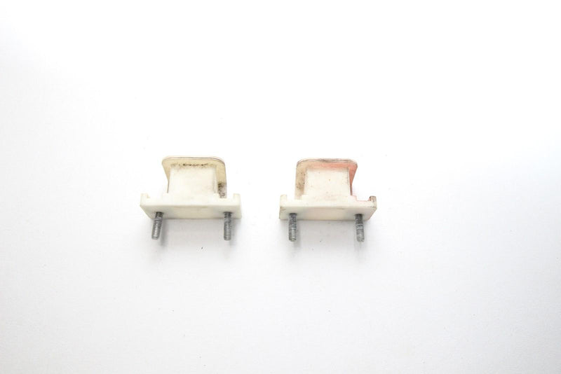 04 YAMAHA XLT 800 SEAT STAY BRACKET CLIP F0V-U378C-00-00