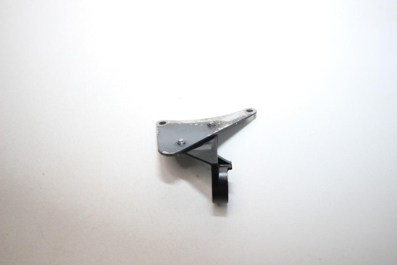 Yamaha VXR Pro 700 Hose bracket 6m6-14527