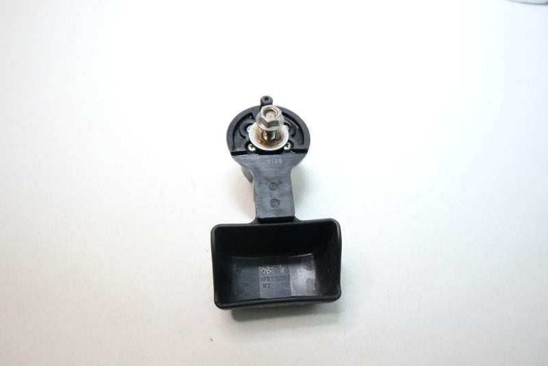 1999 2000 2001 2002 2003 2004 2005 Kawasaki Ultra 150 130 Seat Post Latch Handle