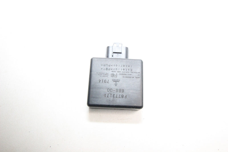 08 Yamaha VX 1100 VX110 Deluxe Waverunner electrical relay receiver box module