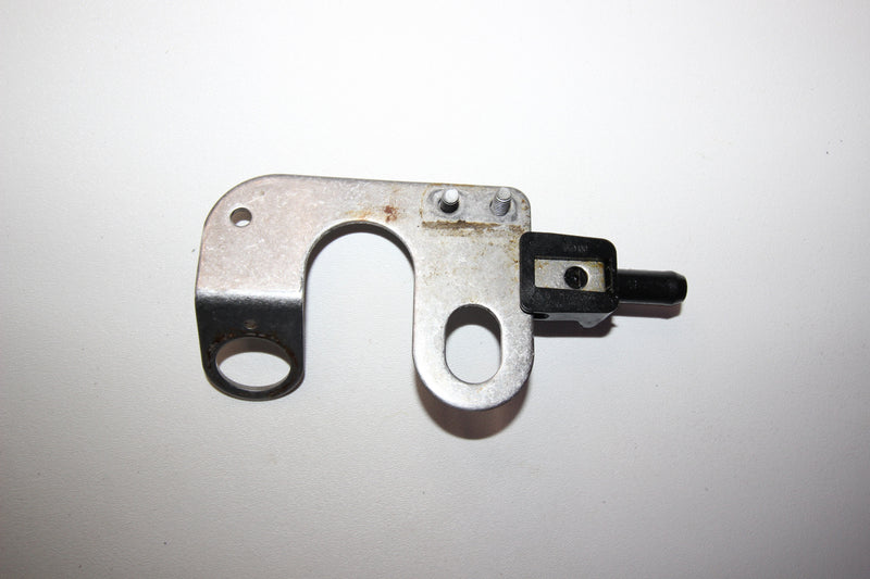 Yamaha TR1 Oil Plug Bracket 6EY-13455-00-00 Hanger 6EY-1111E-00-00