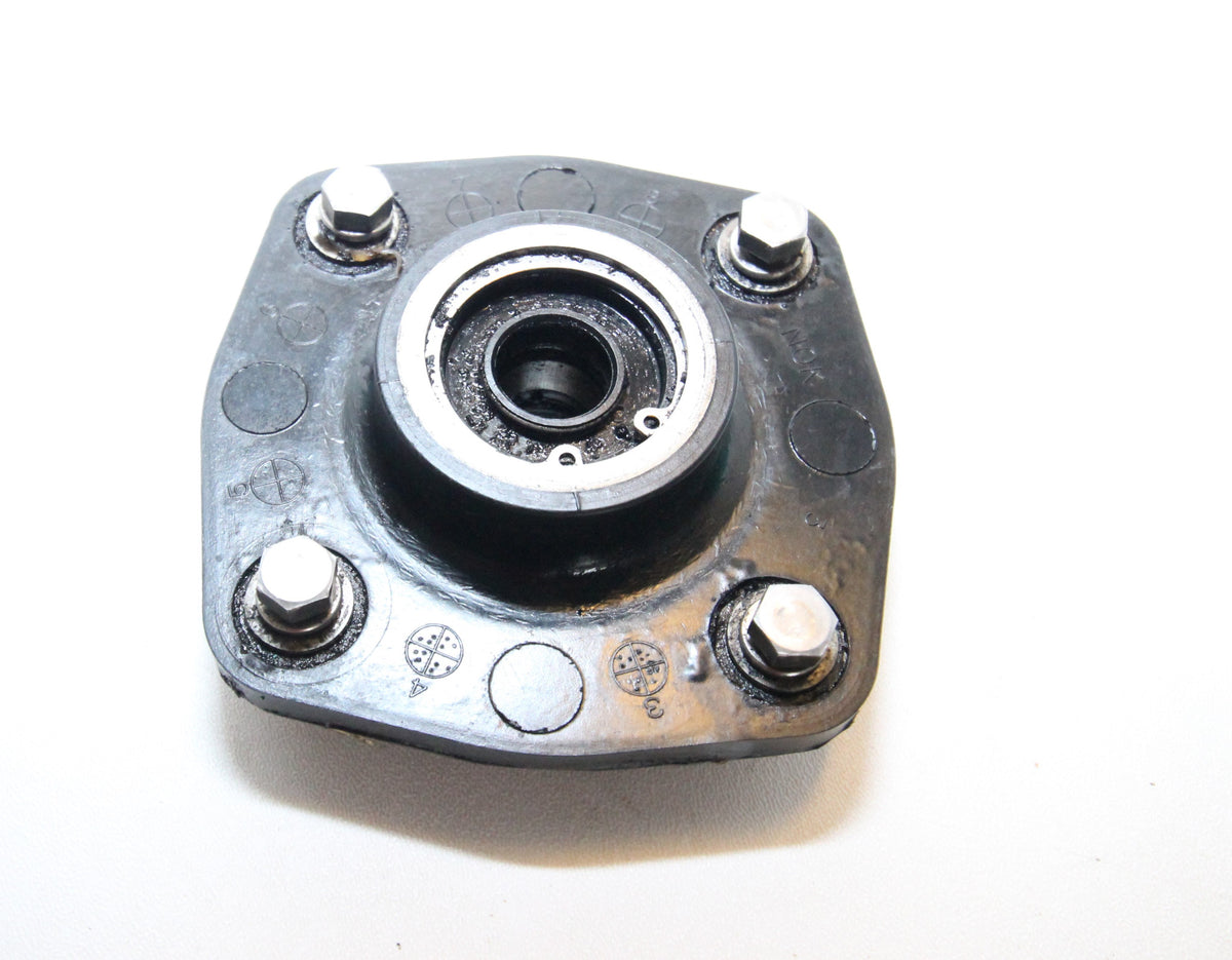 KAWASAKI XI 750 SS 94 93 JET SKI PTO Shaft Bearing Carrier 13091-3718