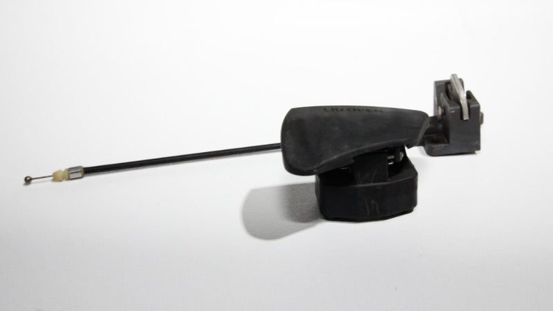 Yamaha Waverunner 2002-2005 FX1000 FX1100 FX140 Hood Latch  F1B-651A1-00-00