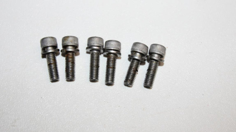 Yamaha Waverunner Superjet 650 701 61X Carb Base Plate Screws