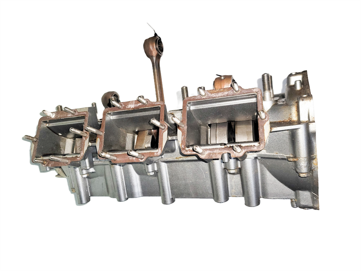 KAWASAKI 2001-2002 STS 900 & 2001-2006 STX 900 ENGINE CRANKCASE BOTTOM