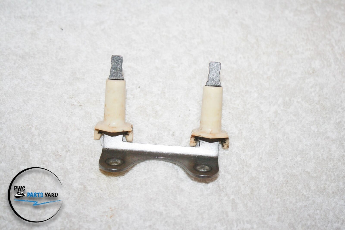 K.Kページ Kawasaki STS spark plug cap Holder bracket 13091-3781