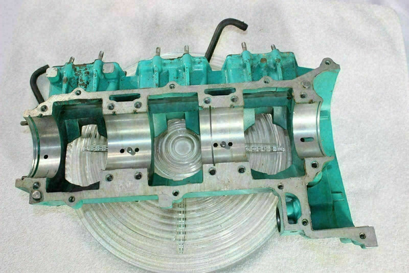 1996 kawasaki zxi 900 lower crank case half Engine Block